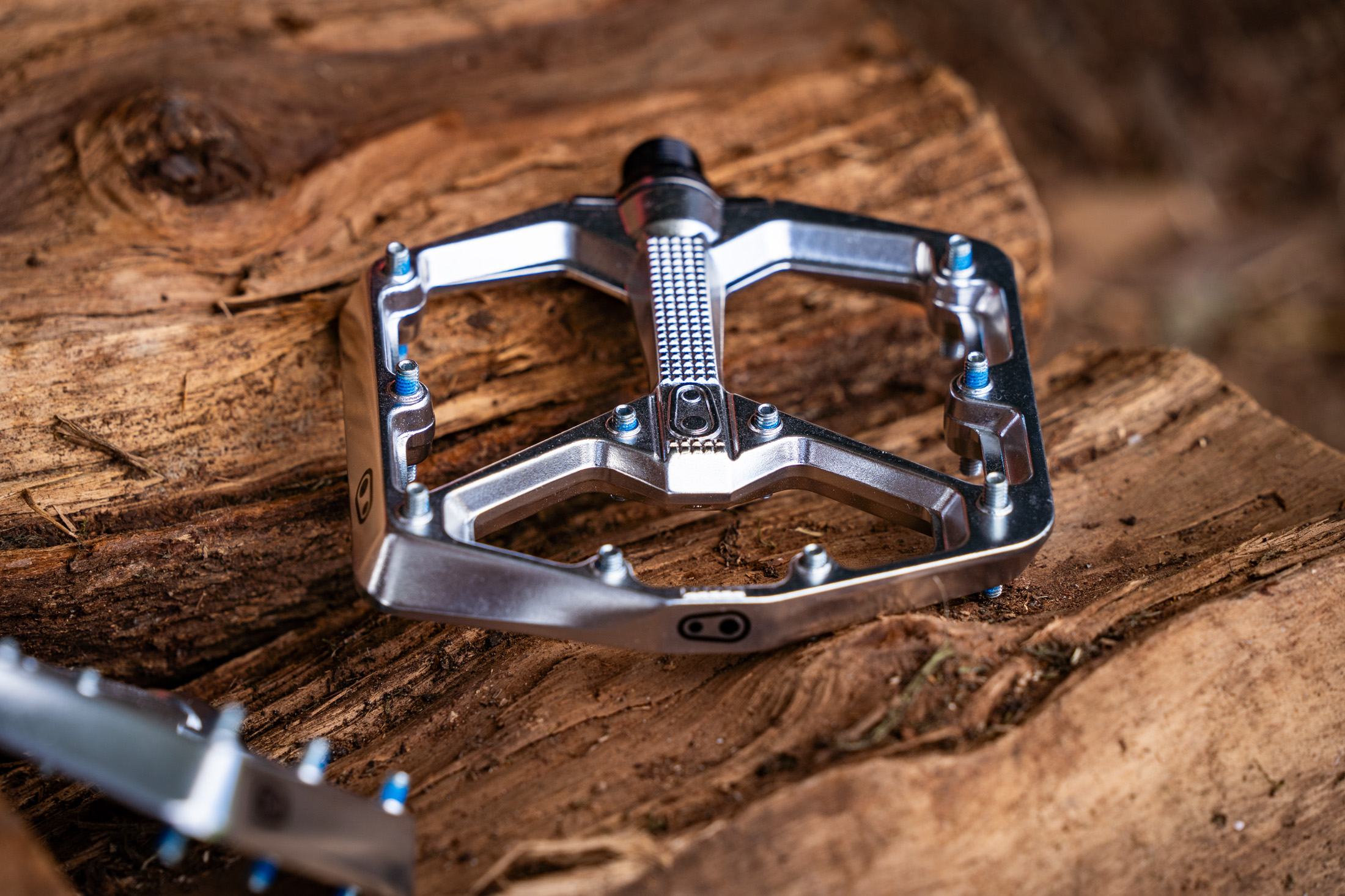 Fresh Produce | Crank Brothers Stamp 7 Flat Pedals - Flow Mountain
