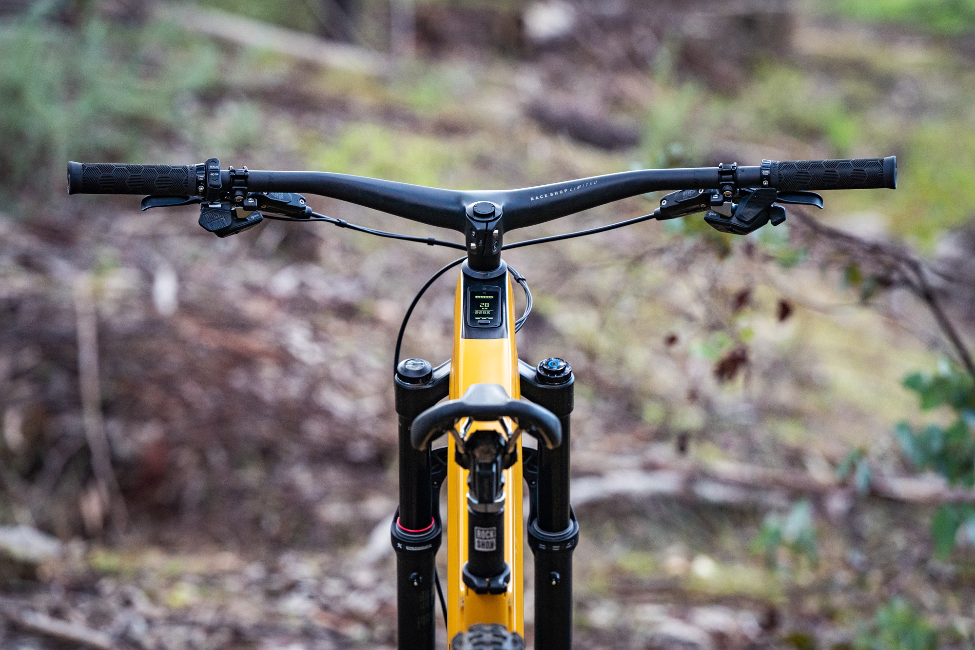 How to raise the handlebars online on a trek mountain bike