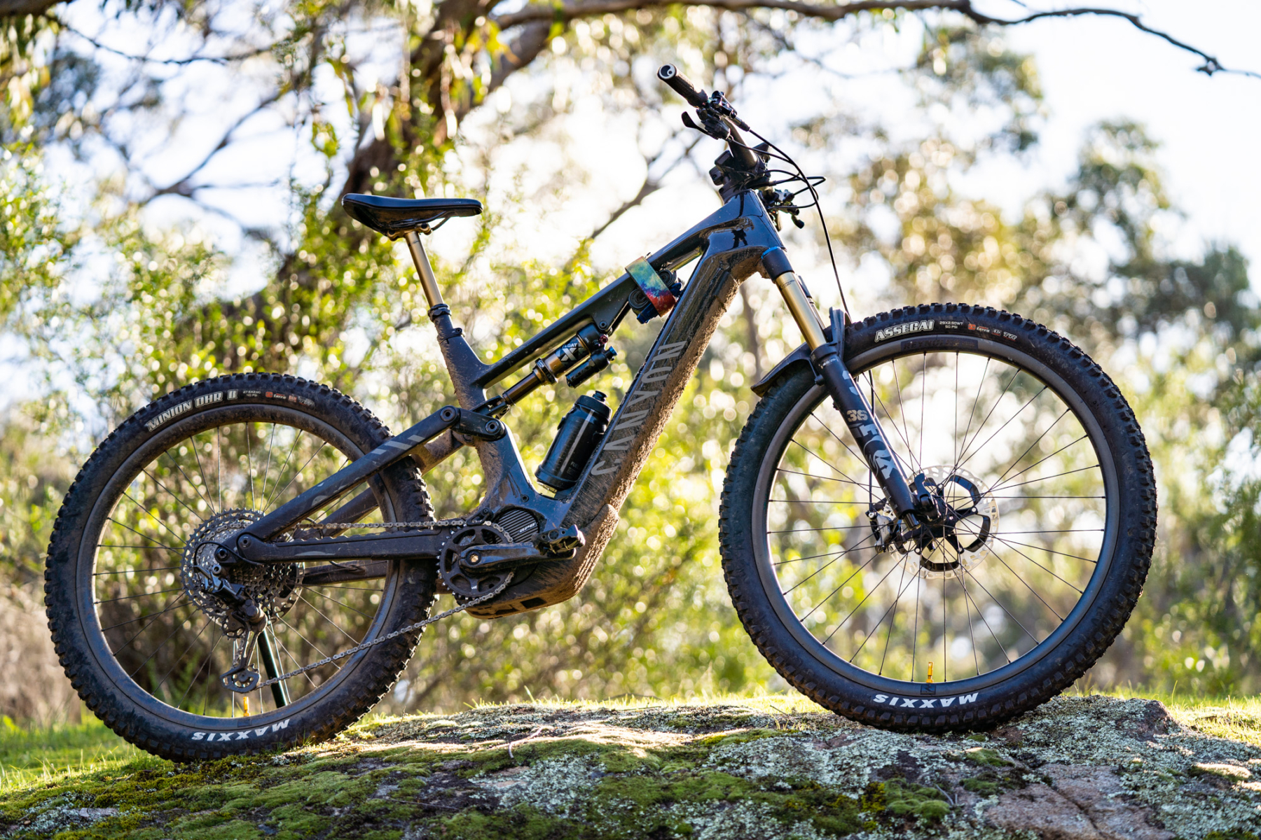 2023 canyon spectral:on CFR emtb electric