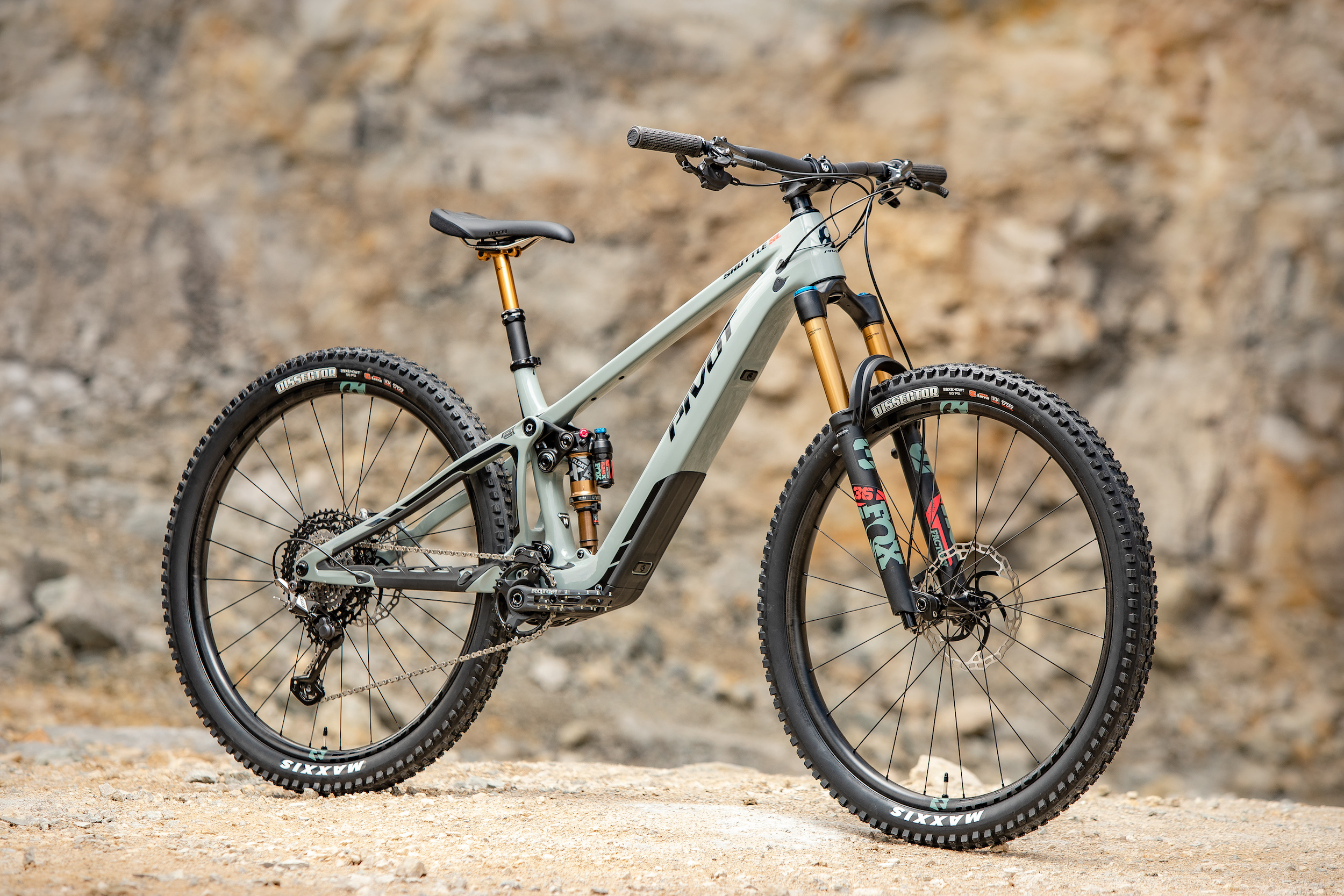 First Look The Pivot Shuttle SL is the lightest eMTB in its class