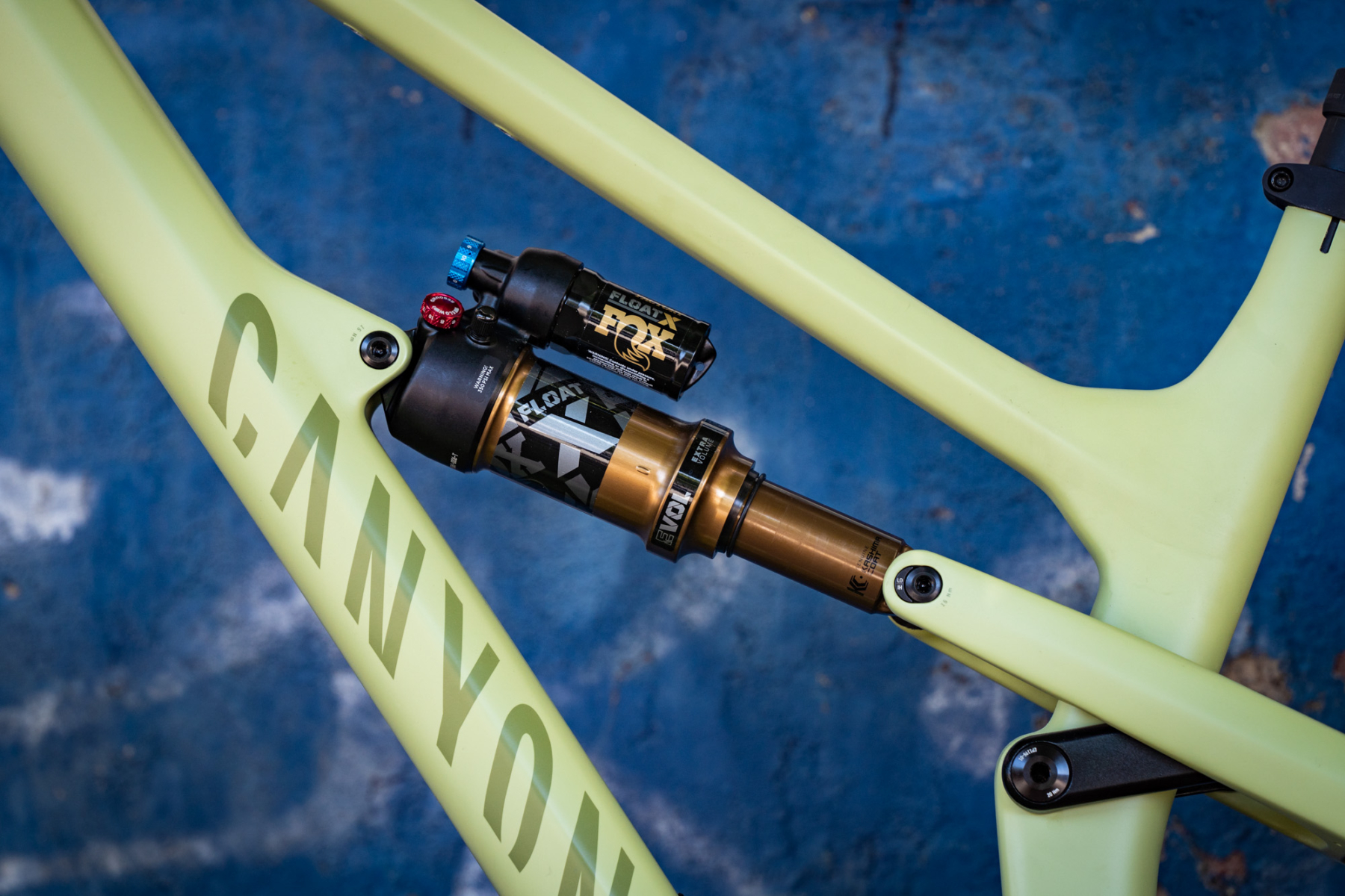 Ultimate Guide to Shock Pumps: Top Tips & Must-Knows for MTB Enthusiasts