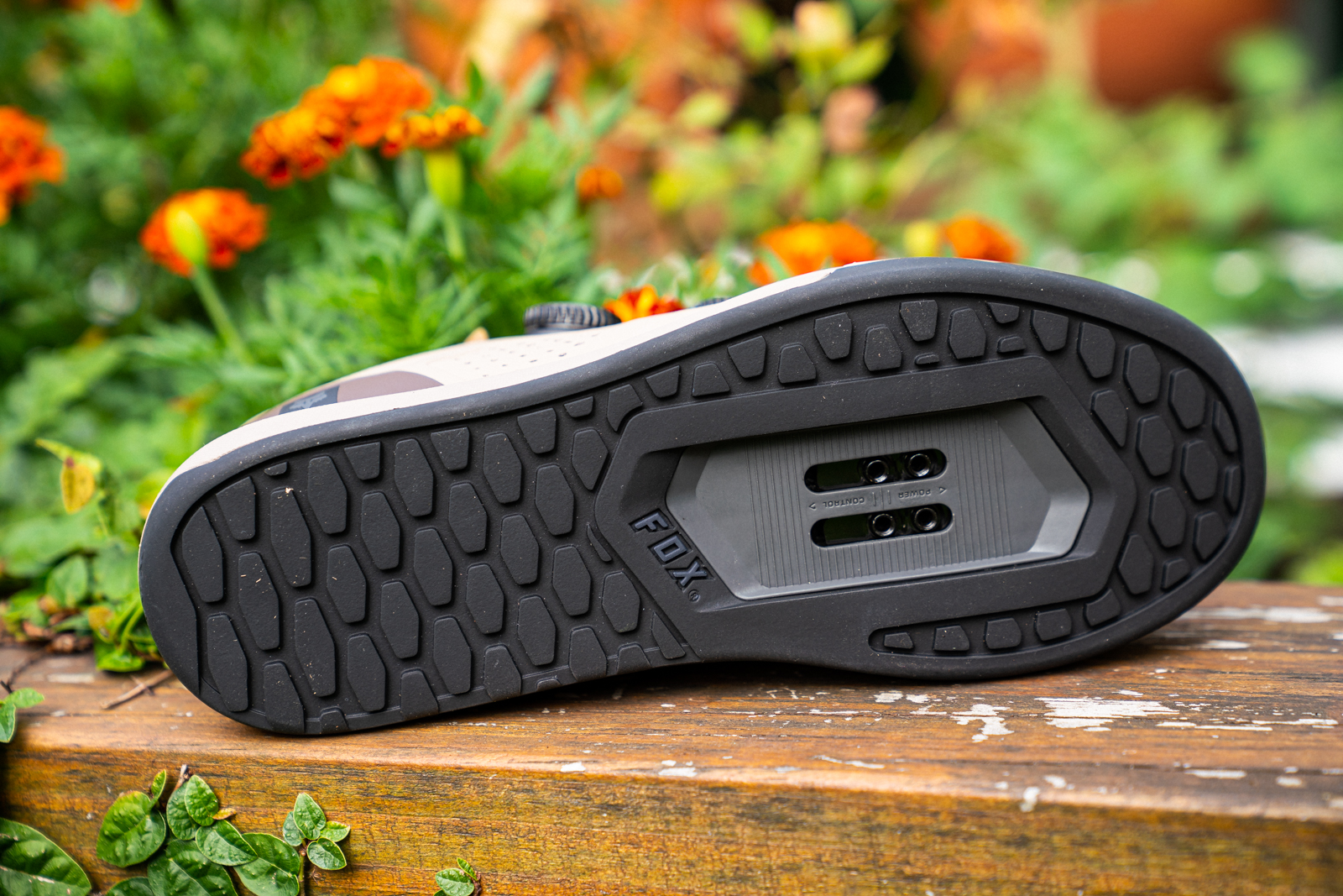 Fox Union Mountain Bike Shoes  Great on finish, but with a questionable  fit - Flow Mountain Bike