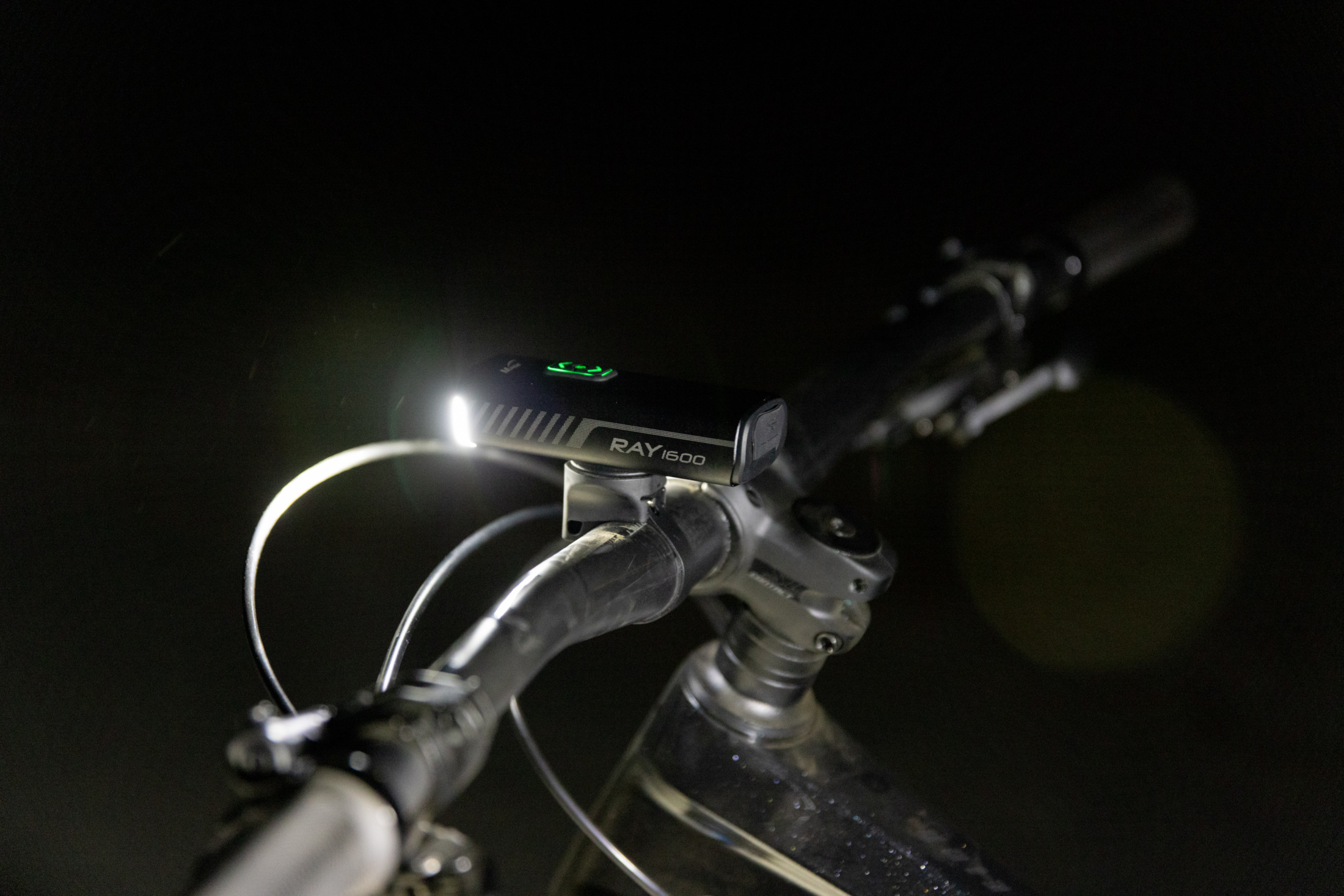 RAY 1600 BICYCLE LIGHT