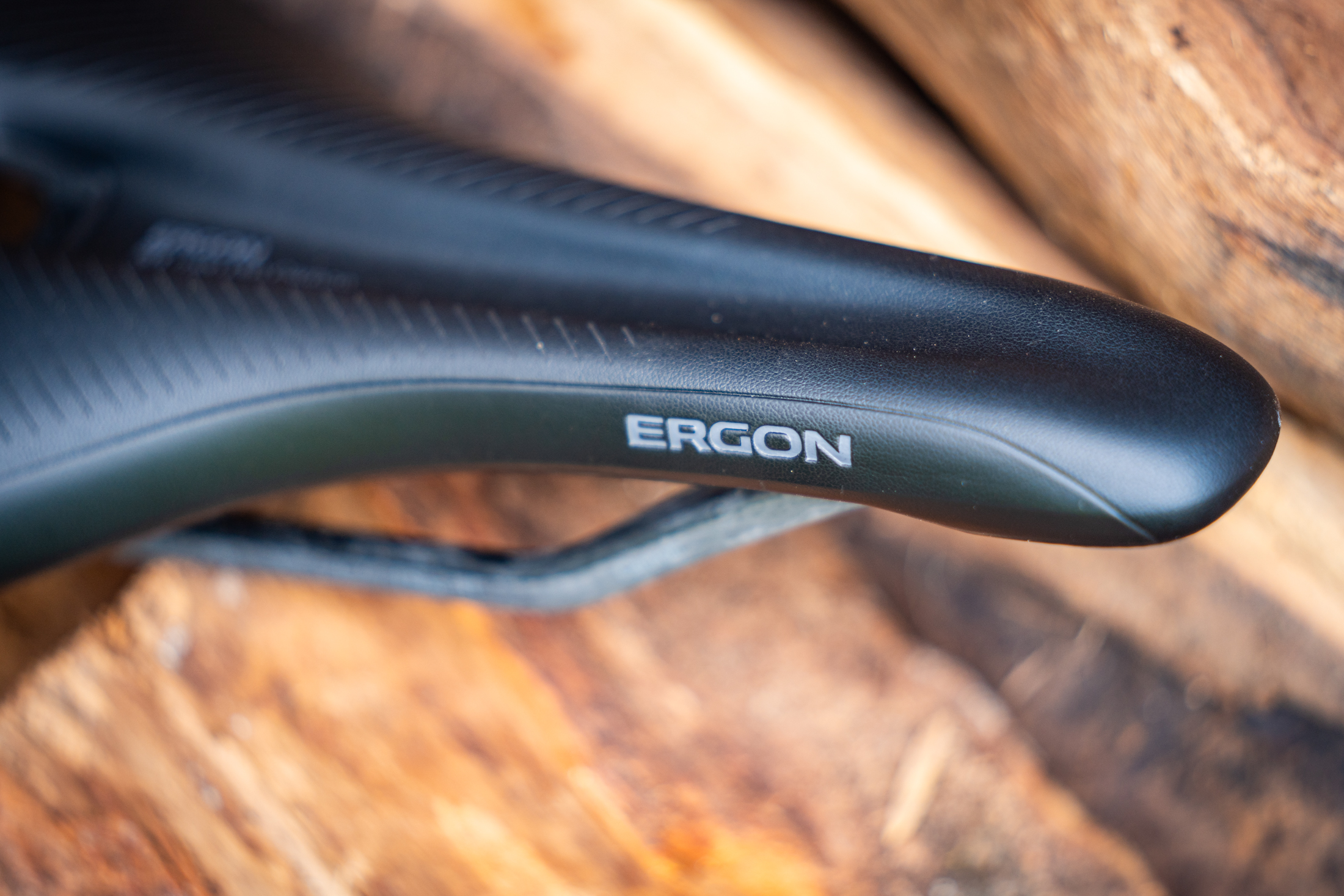 ergon sr pro carbon saddle review