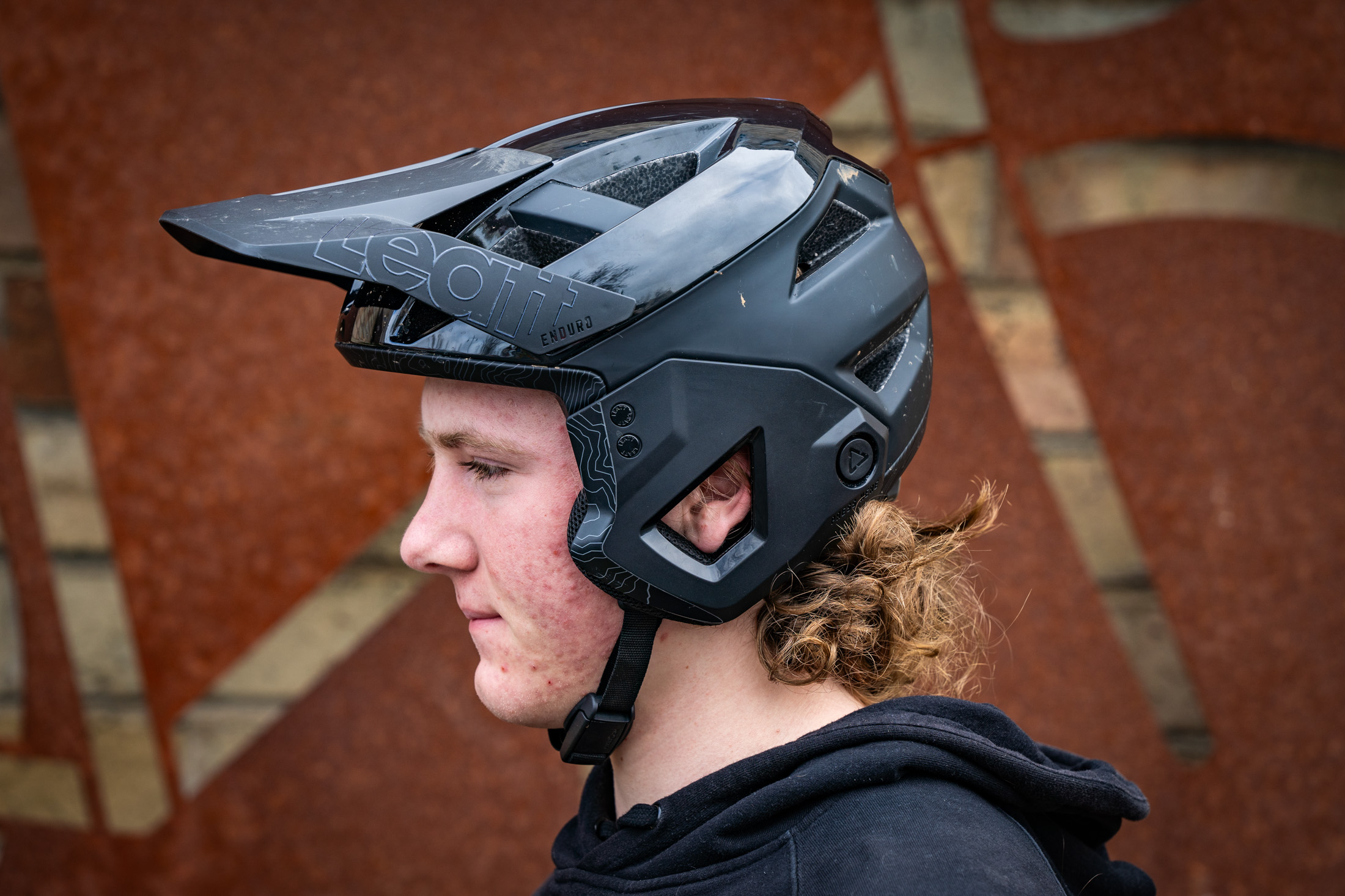 leatt enduro 3.0 helmet