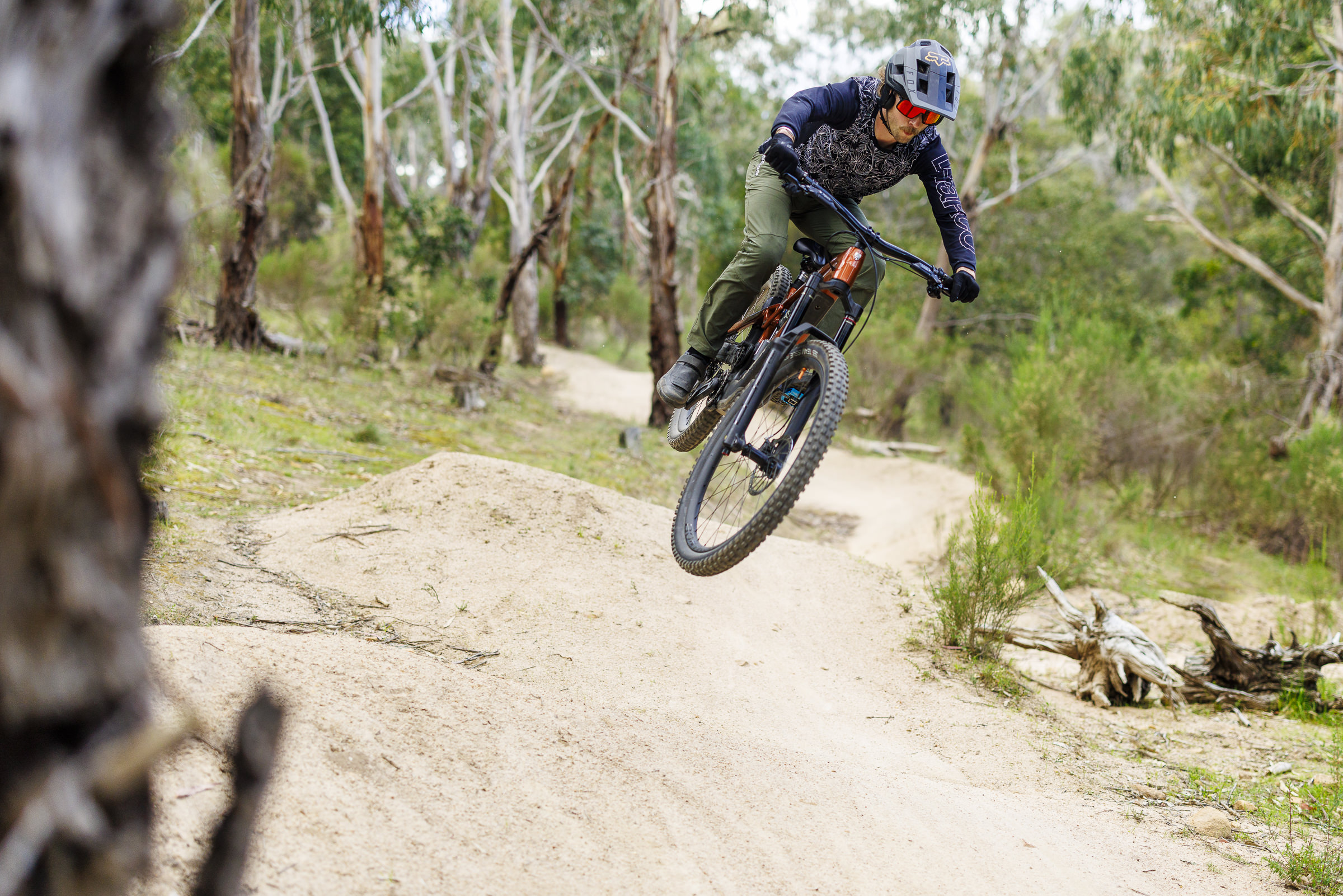 2025 trek slash+ plus weight 9.9 e-mtb electric