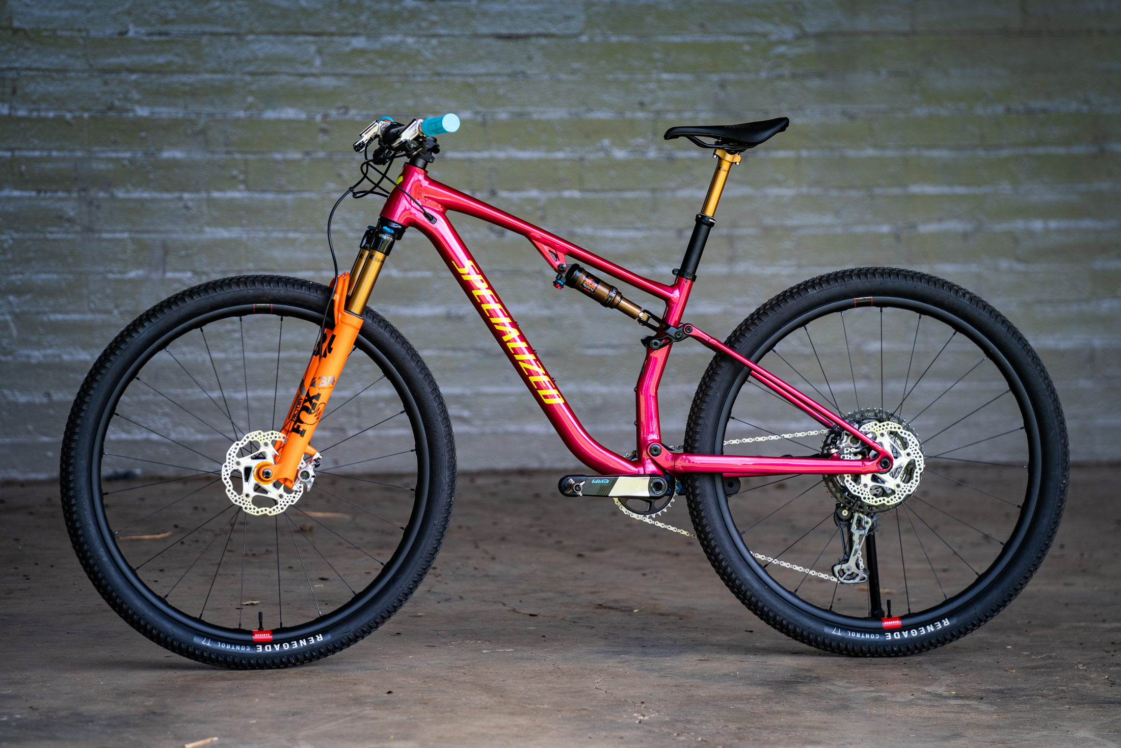 2025 rockshox sid ultimate vs fox 34 sc step-cast factory series