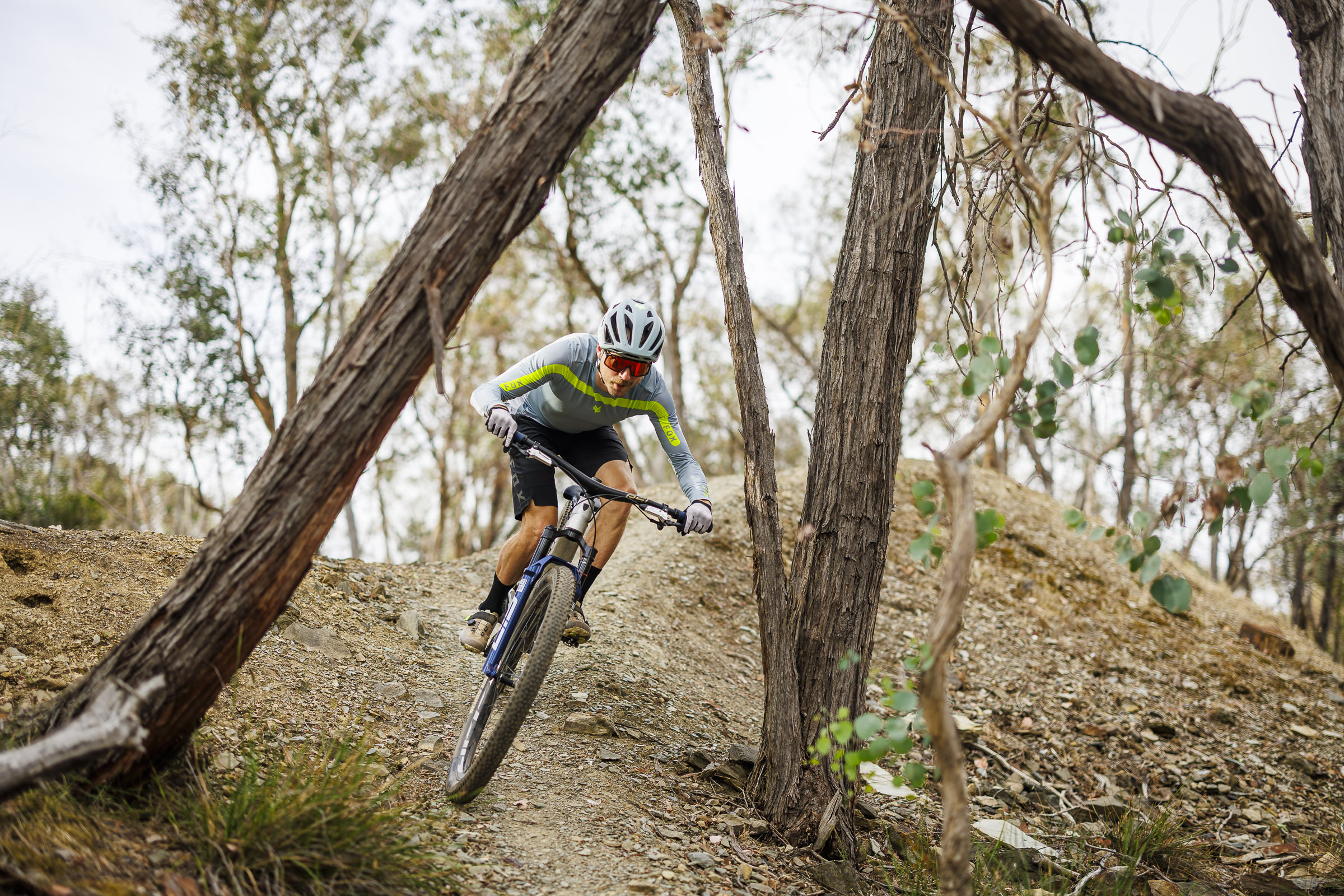 2025 trek top fuel 120mm rockshox sid