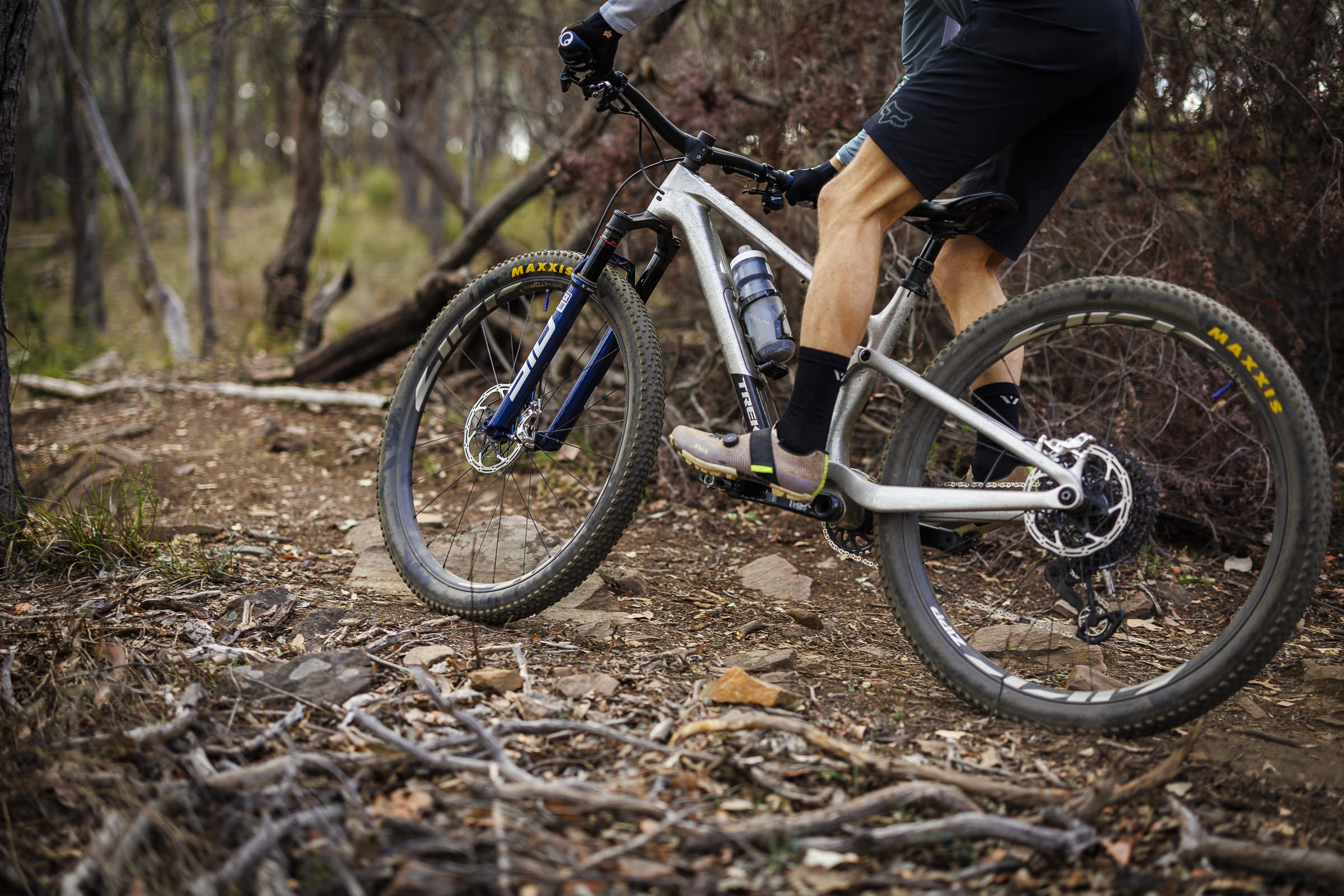 2025 rockshox sid ultimate vs fox 34 sc step-cast factory series