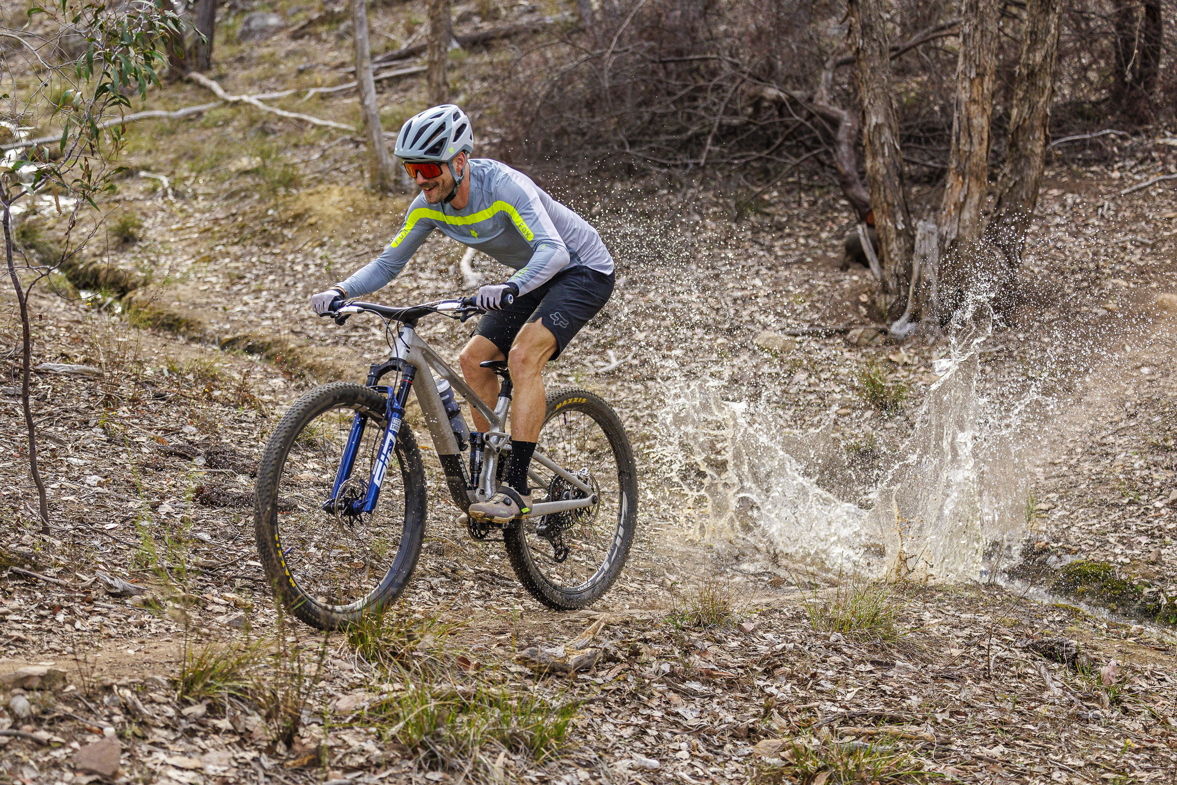 2025 rockshox sid ultimate vs fox 34 sc step-cast factory series