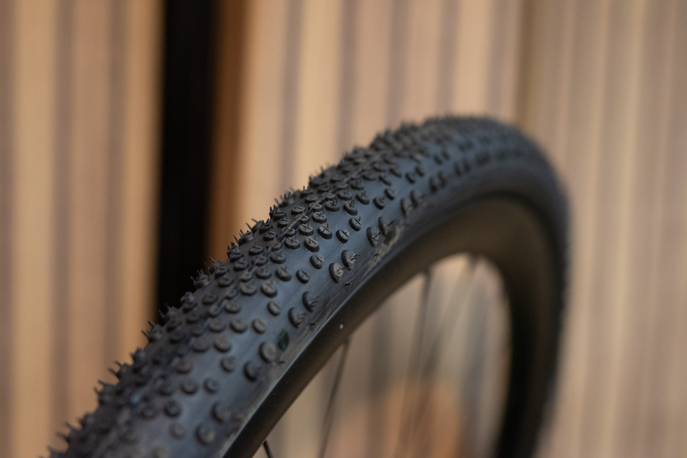 Best Gravel Tires: Schwalbe G-One bite